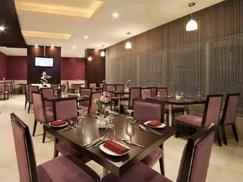 ****  Landmark Grand Hotel Dubaj Spojené arabské emiráty